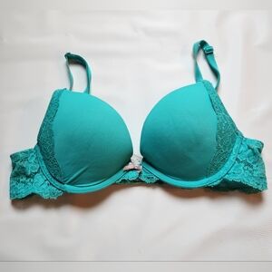 Victoria's Secret Dream Angels Push Up Bra Size 34B Gray Label